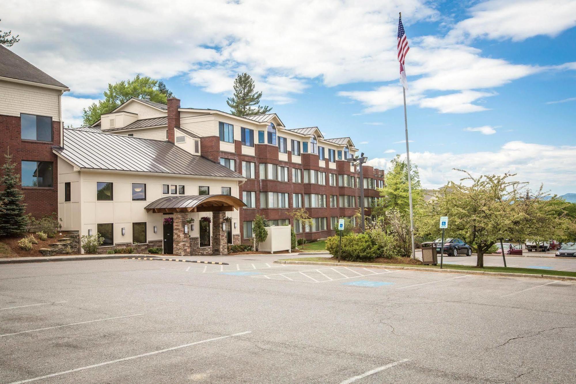 Comfort Suites South Burlington Near University Экстерьер фото