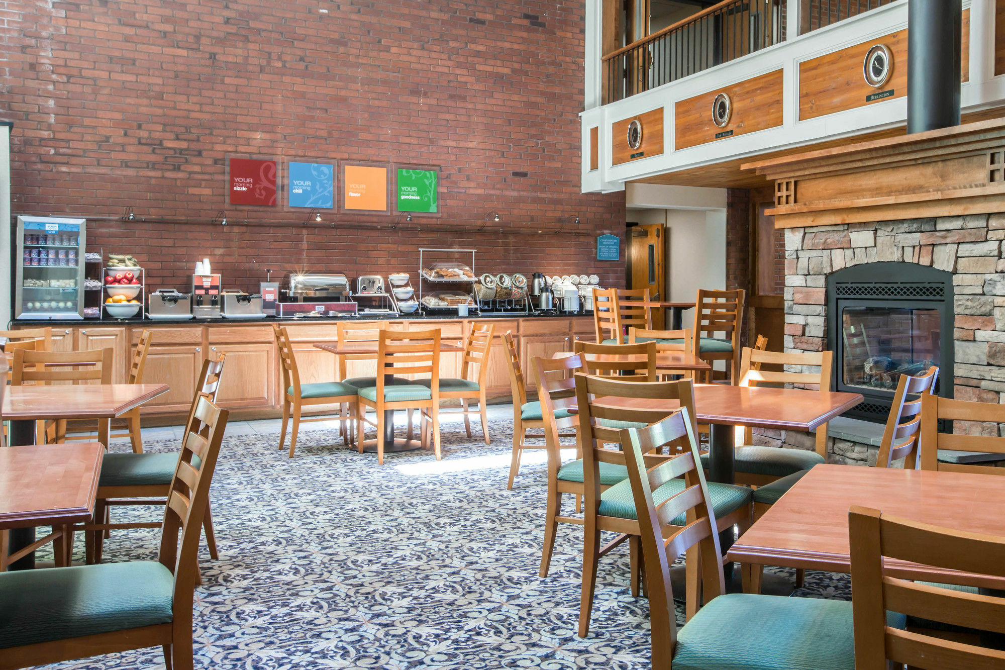 Comfort Suites South Burlington Near University Экстерьер фото